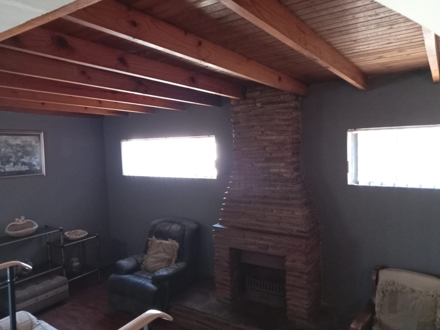 4 Bedroom Property for Sale in Greenfields Eastern Cape